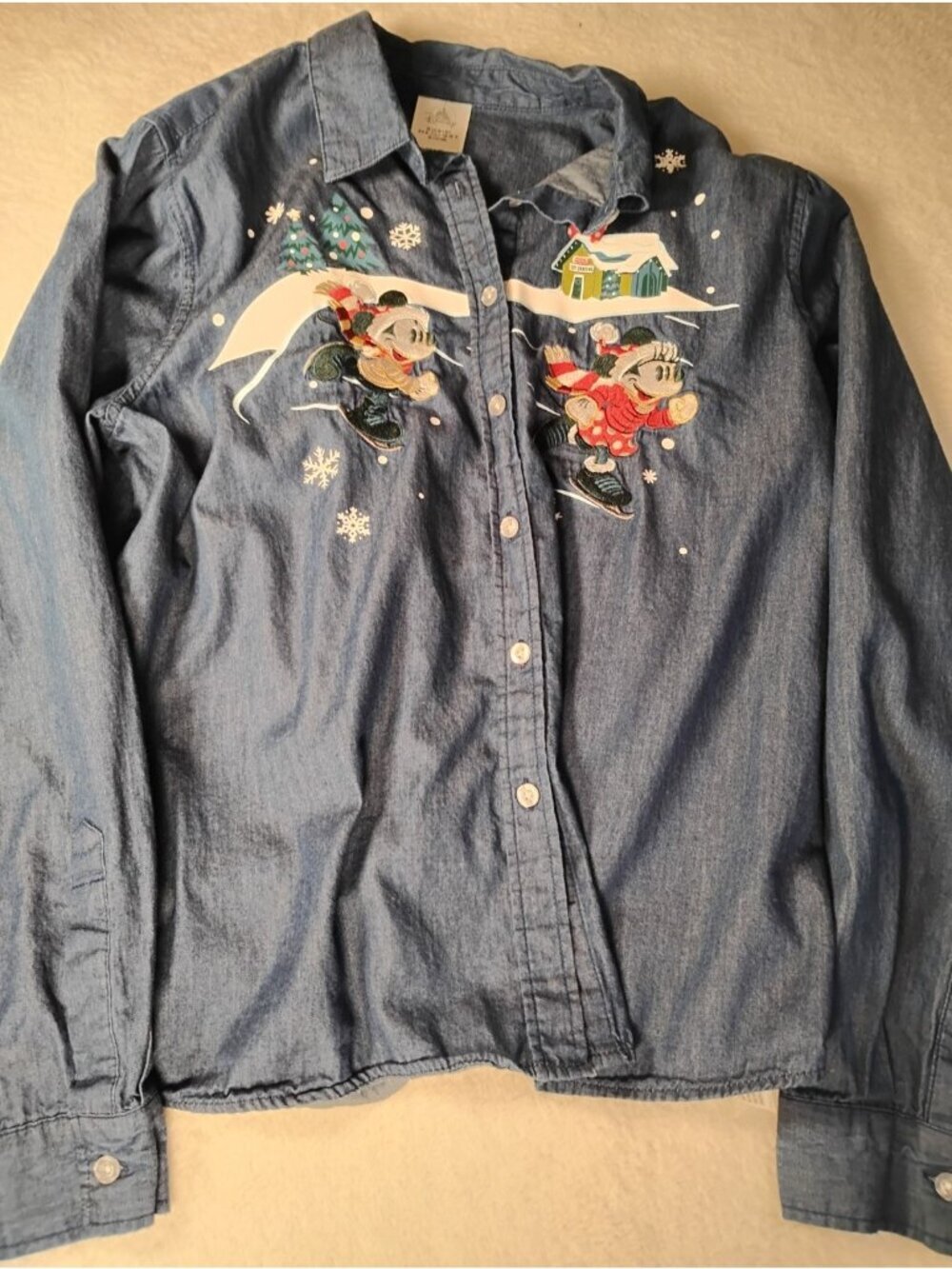 Disney Womens Mickey & Minnie Ice Skating Embroidered Patch Shirt Blouse L Blue